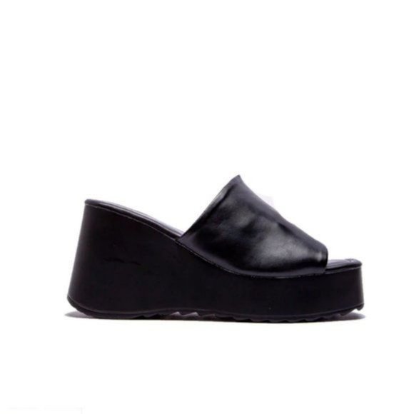 !! NEW !! Y2K Chunky Platform Wedges in Black - Picture 2 of 10